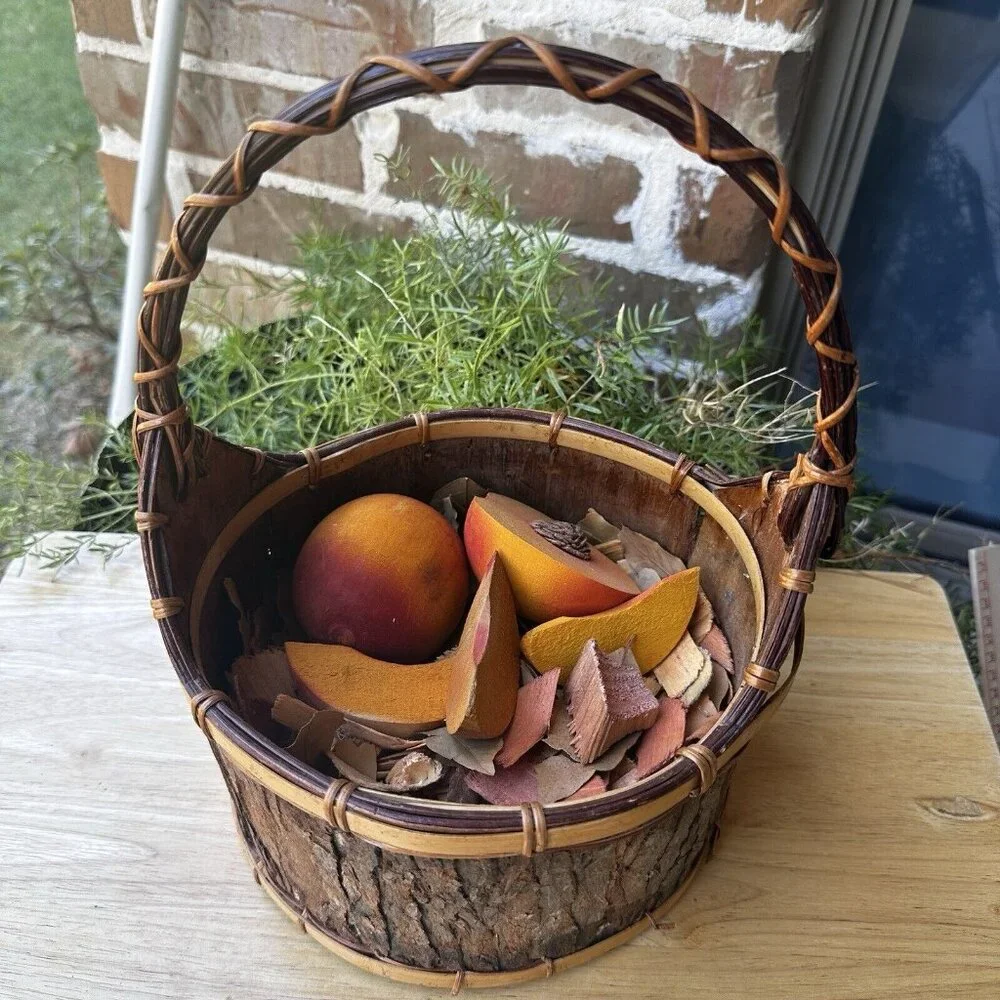 VTG Basket 12 Inch Bark Bent Wood Splint Country Market CottageCore Wooden Fruit